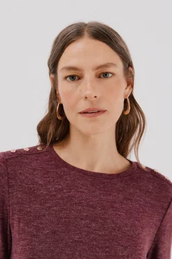 Camiseta caja botones