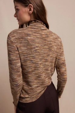 Camiseta cuello alto melange