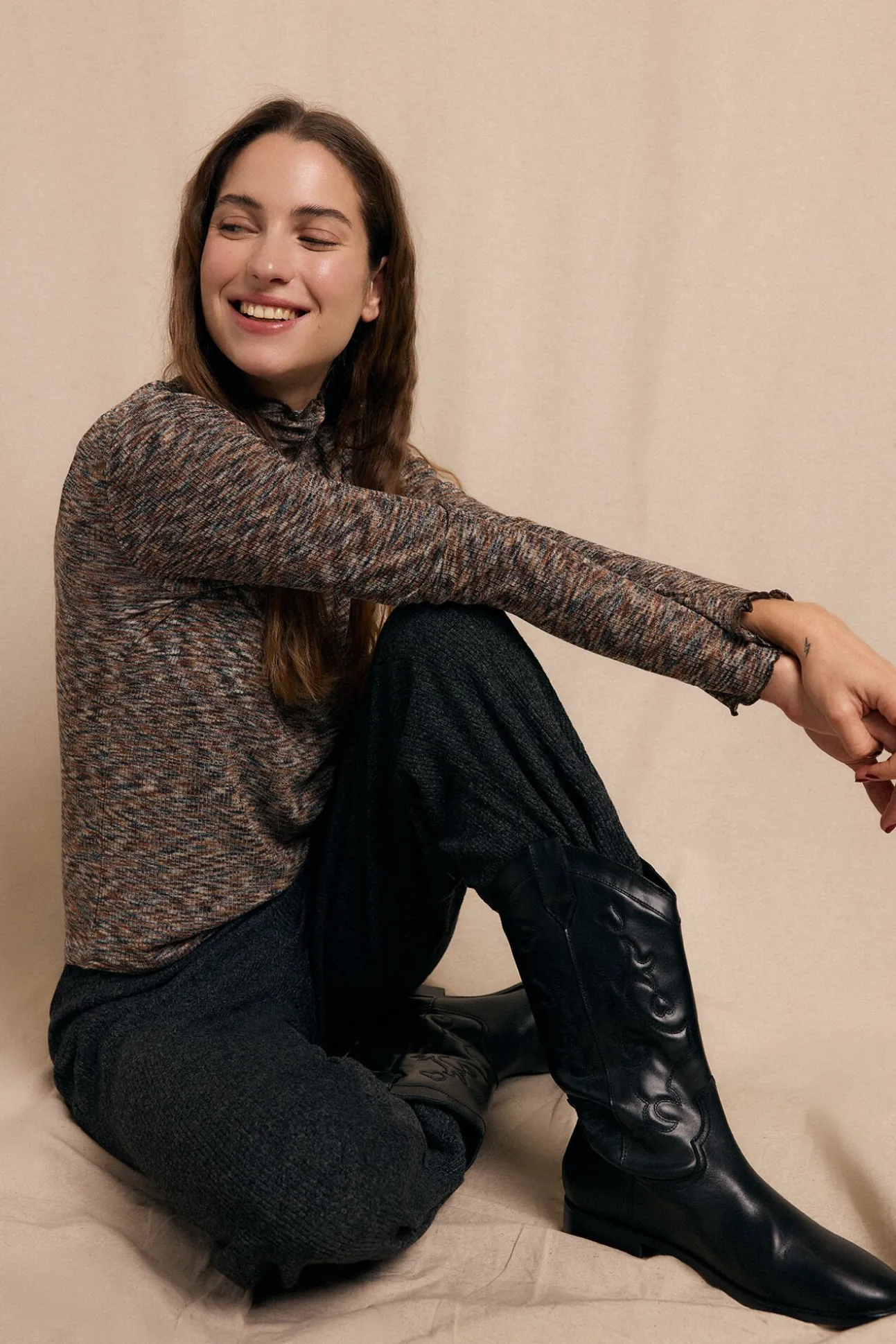 Camiseta cuello alto melange