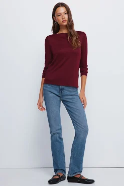 Camiseta cuello tachas