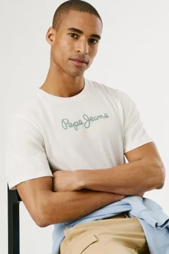 Camiseta de manga corta con logo frontal.