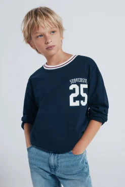 Camiseta de manga larga varsity niño