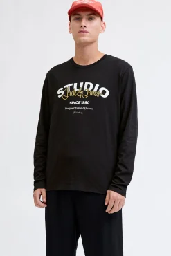 Camiseta de manga studio