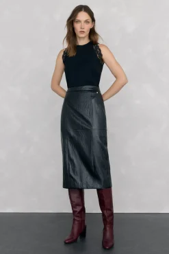 Camiseta de tirantes con encaje