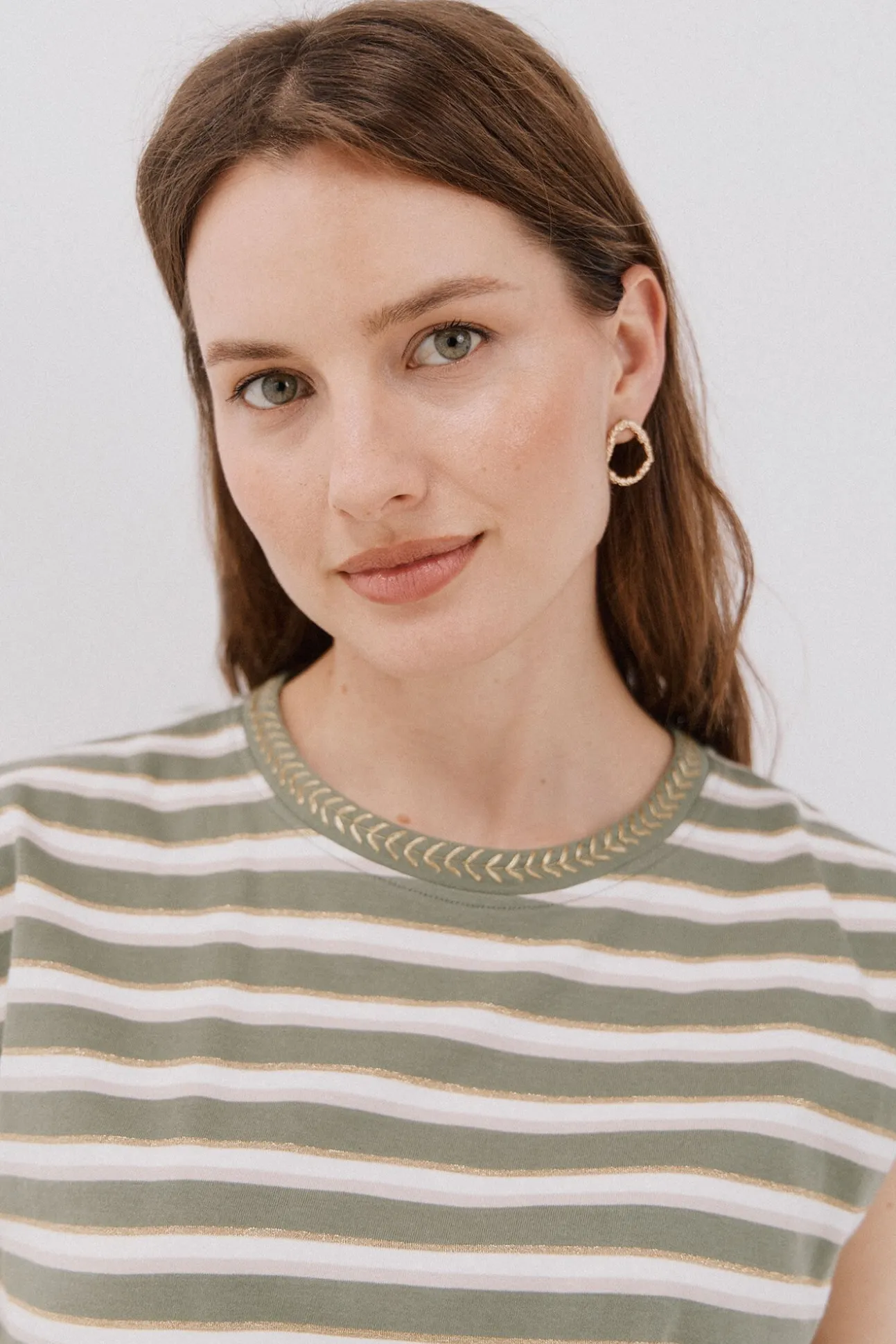 Camiseta escote pico