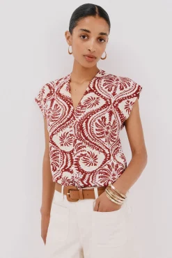 Camiseta estamapda escote pico fruncido