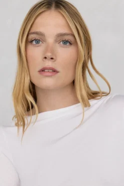 Camiseta fluida con puños