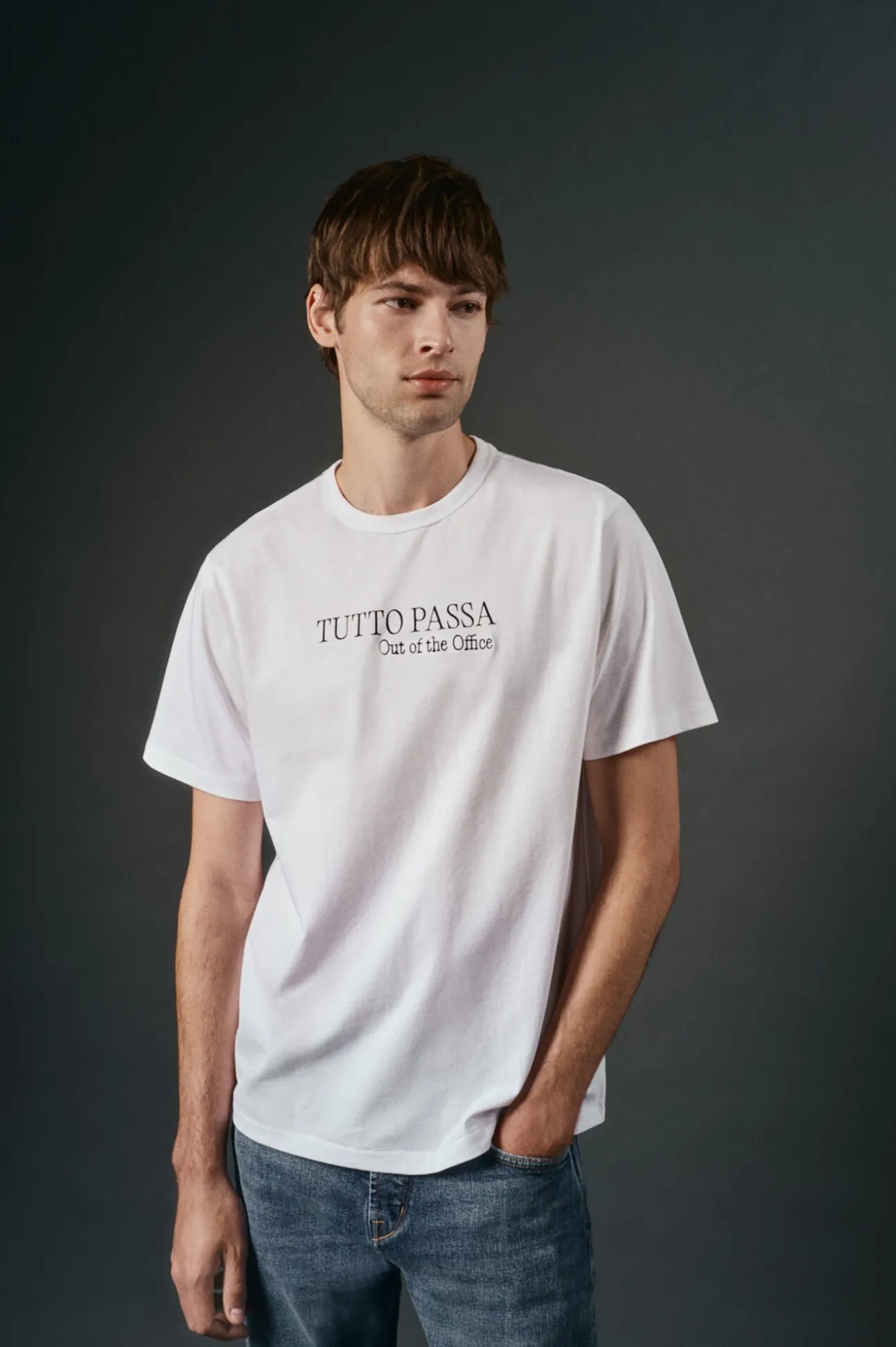 Camiseta gráfica lavada