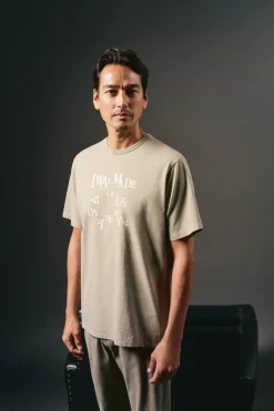 Camiseta gráfica lavada