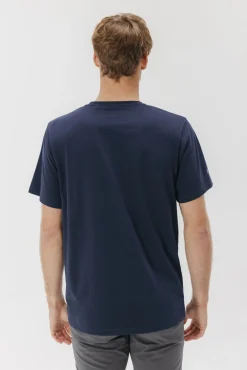 Camiseta logo bordado