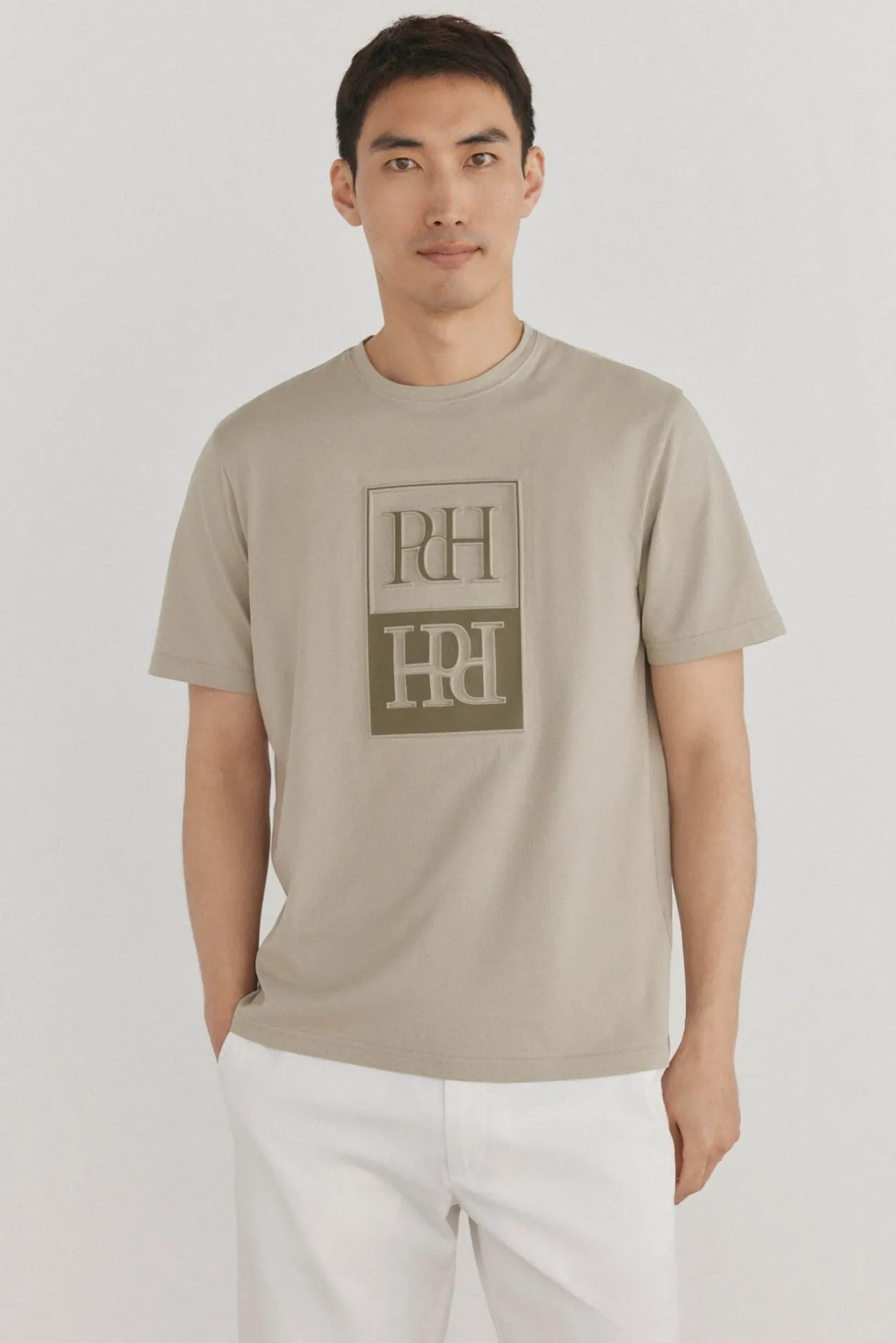 Camiseta logo relieve
