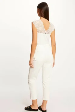 Camiseta manga corta con encaje