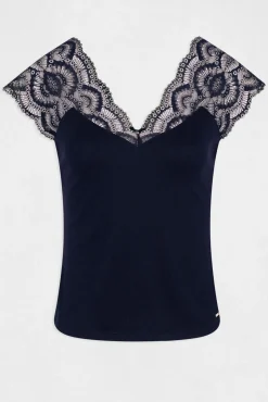 Camiseta manga corta con encaje