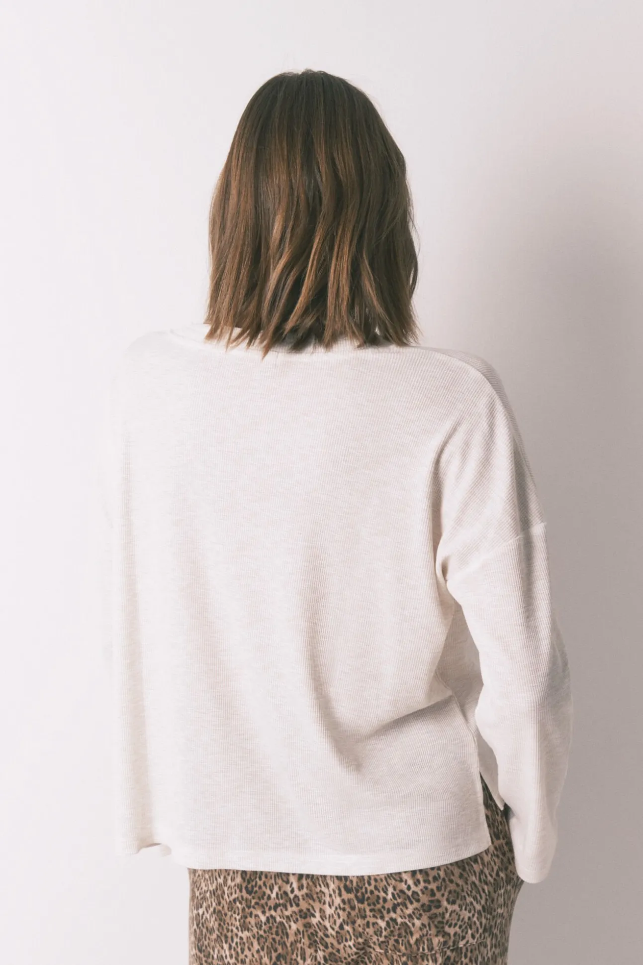 Camiseta manga larga waffle marfil
