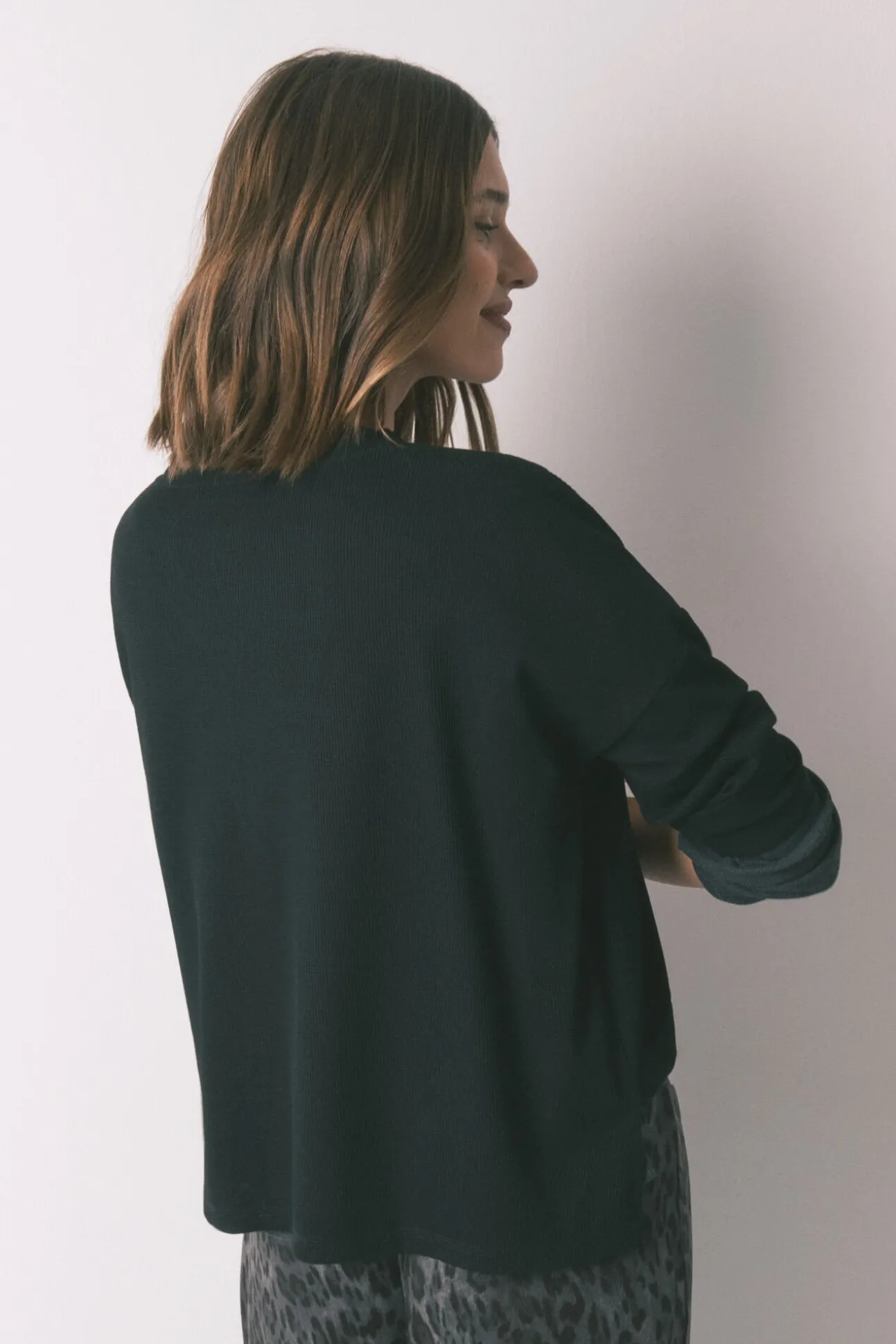 Camiseta manga larga waffle negro