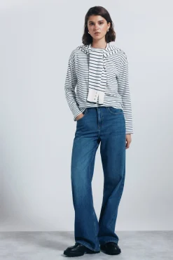 Camiseta rayas botones hombro