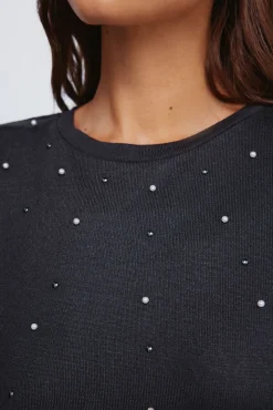 Camiseta tachas posicionadas