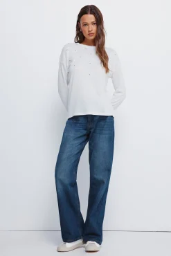 Camiseta tachas posicionadas