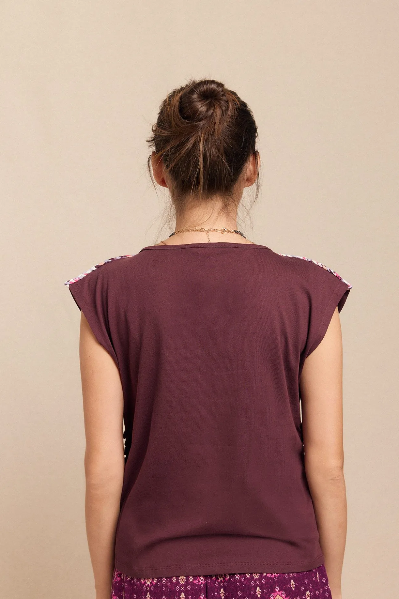 Camiseta trenza fruncida