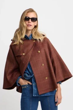 Capa detalles cuero cuadros