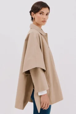 Capa en tejido gabardina