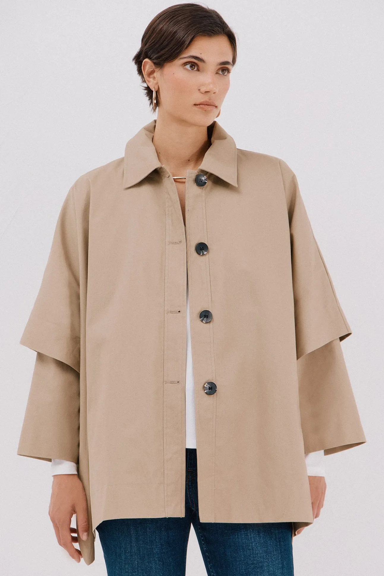 Capa en tejido gabardina