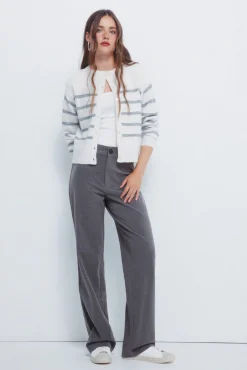 Cardigan botones cuello redondo