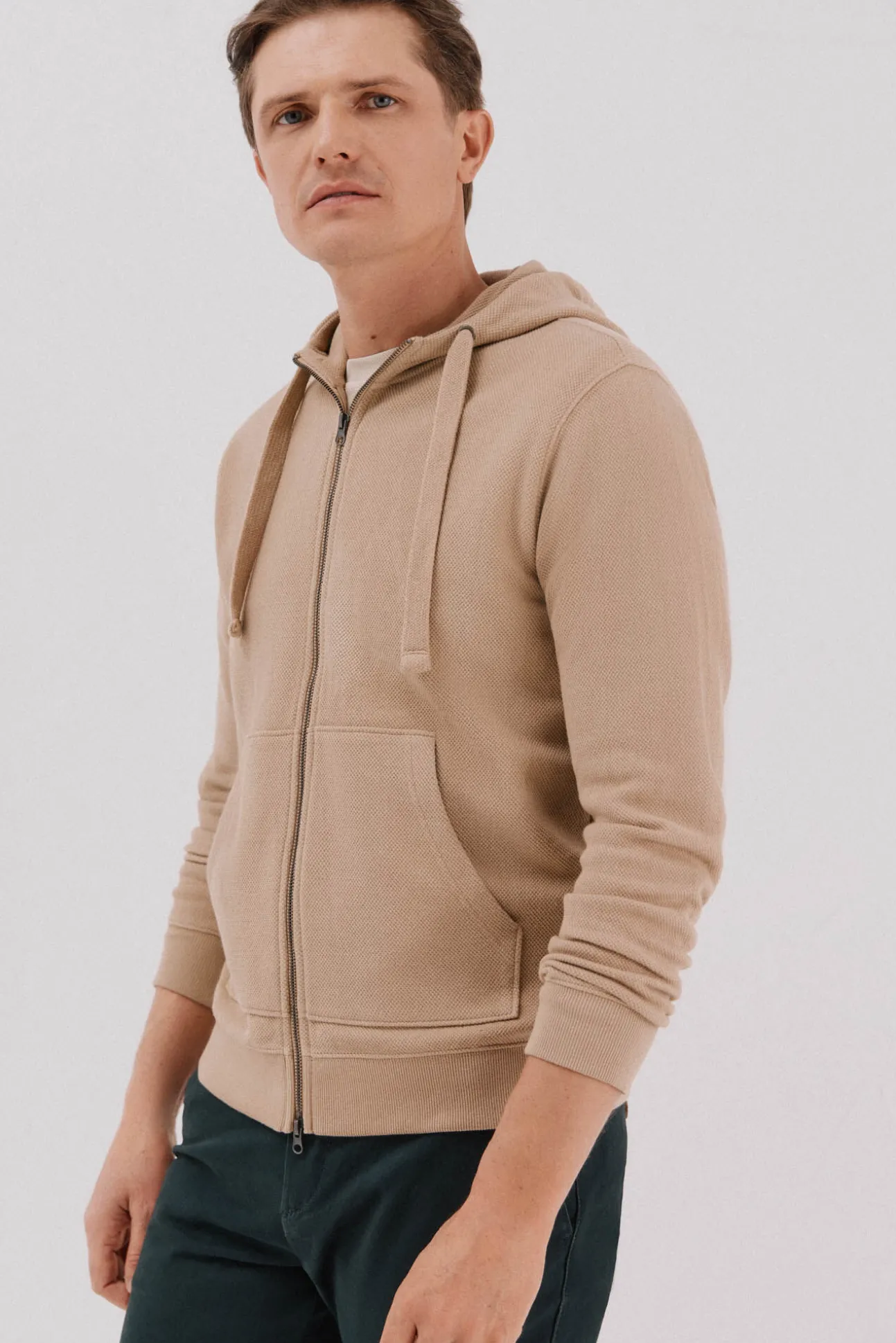 Cardigan con capucha