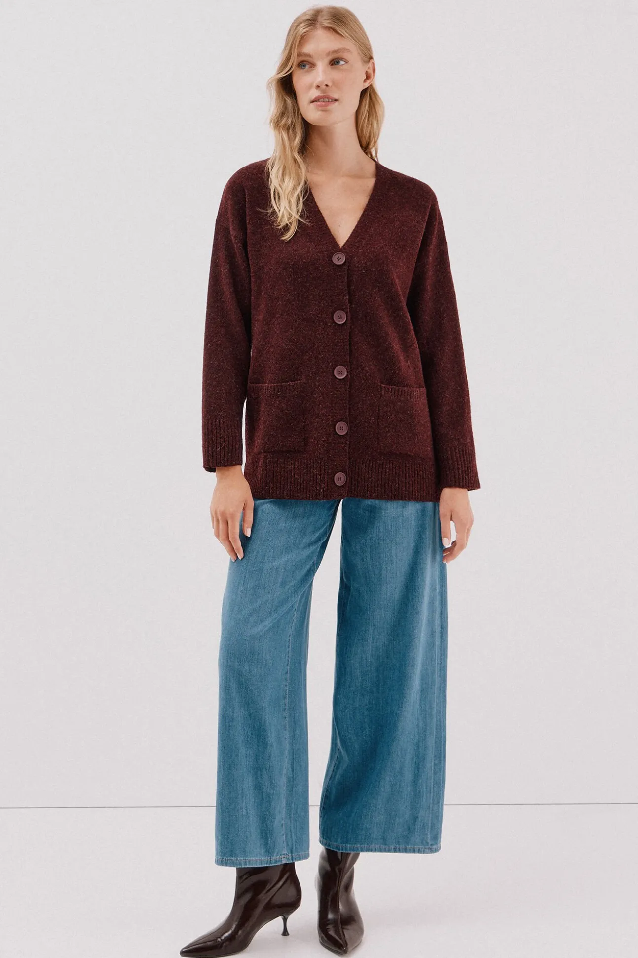 Cardigan largo bolsillos