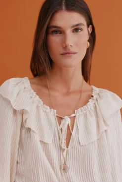 Cassandra. Blusa romántica