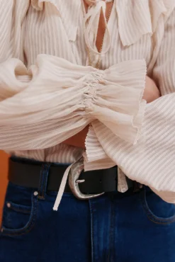 Cassandra. Blusa romántica