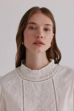 Cassia. Blusa romántica