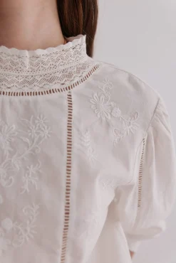 Cassia. Blusa romántica