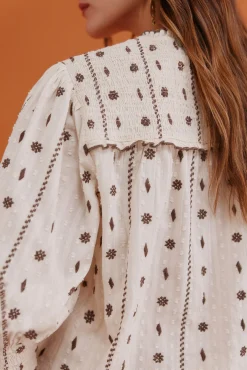 Catalina. Blusa con canesú