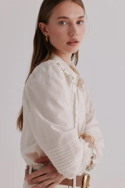 Catalina. Blusa romántica