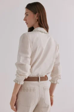 Catalina. Blusa romántica