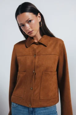 Cazadora bolsillos antelina