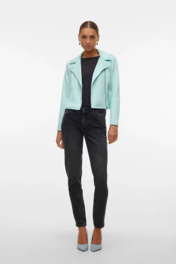 Cazadora de ante con tachuelas