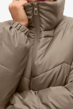 Cazadora de mujer acolchada