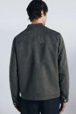 Cazadora efecto ante