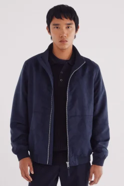 Cazadora efecto ante