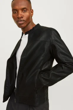 Cazadora efecto piel