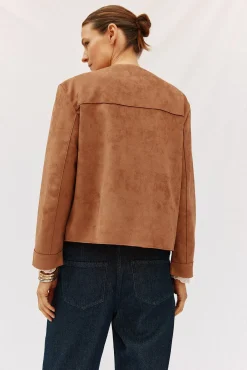 Cazadora efecto piel