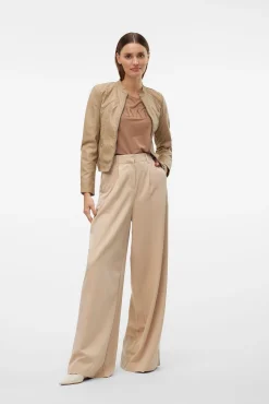 Cazadora efecto piel cuello Perkins