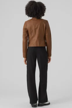 Cazadora efecto piel cuello Perkins