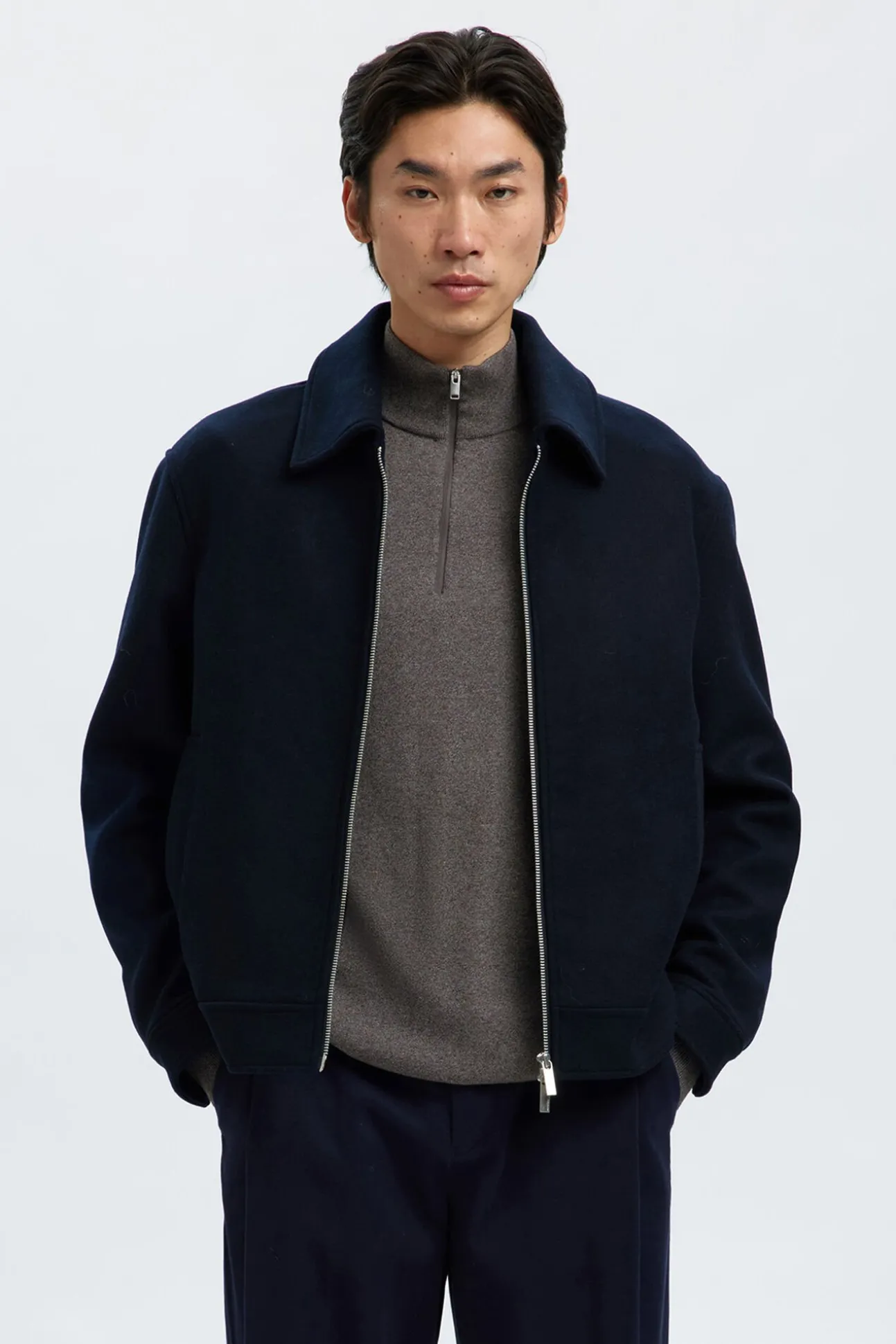 Cazadora lana corta con cremallera