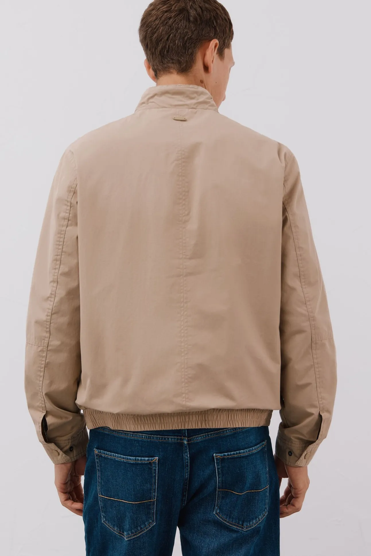 Cazadora ligera casual