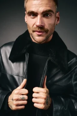 Cazadora piel cuello camisero