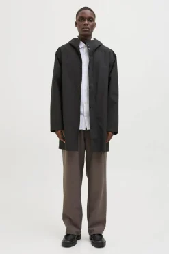 Cazadora regular fit waterproof