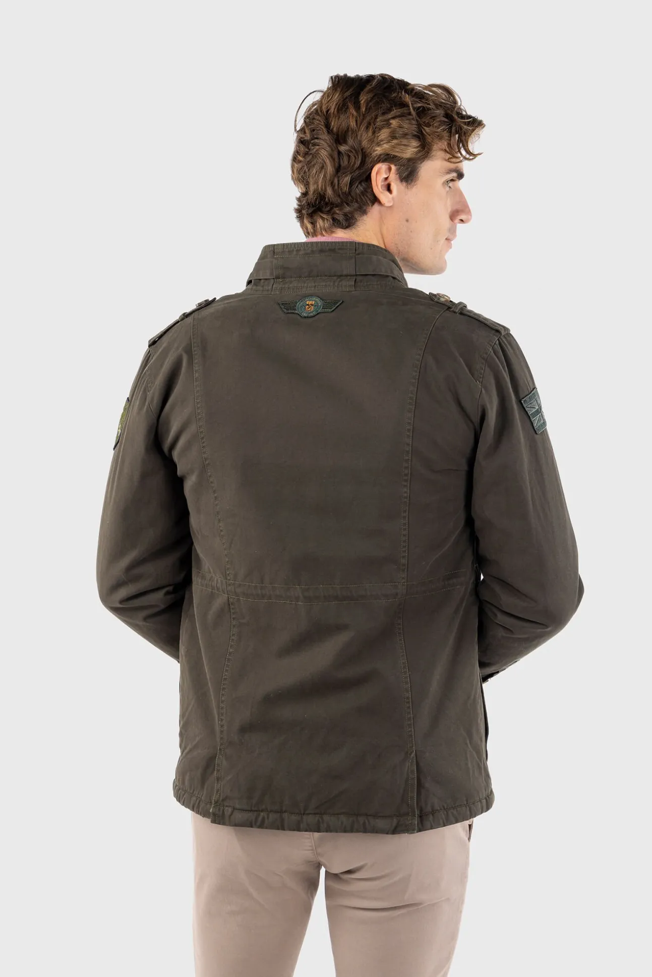 Cazadora Sahariana Con Parches